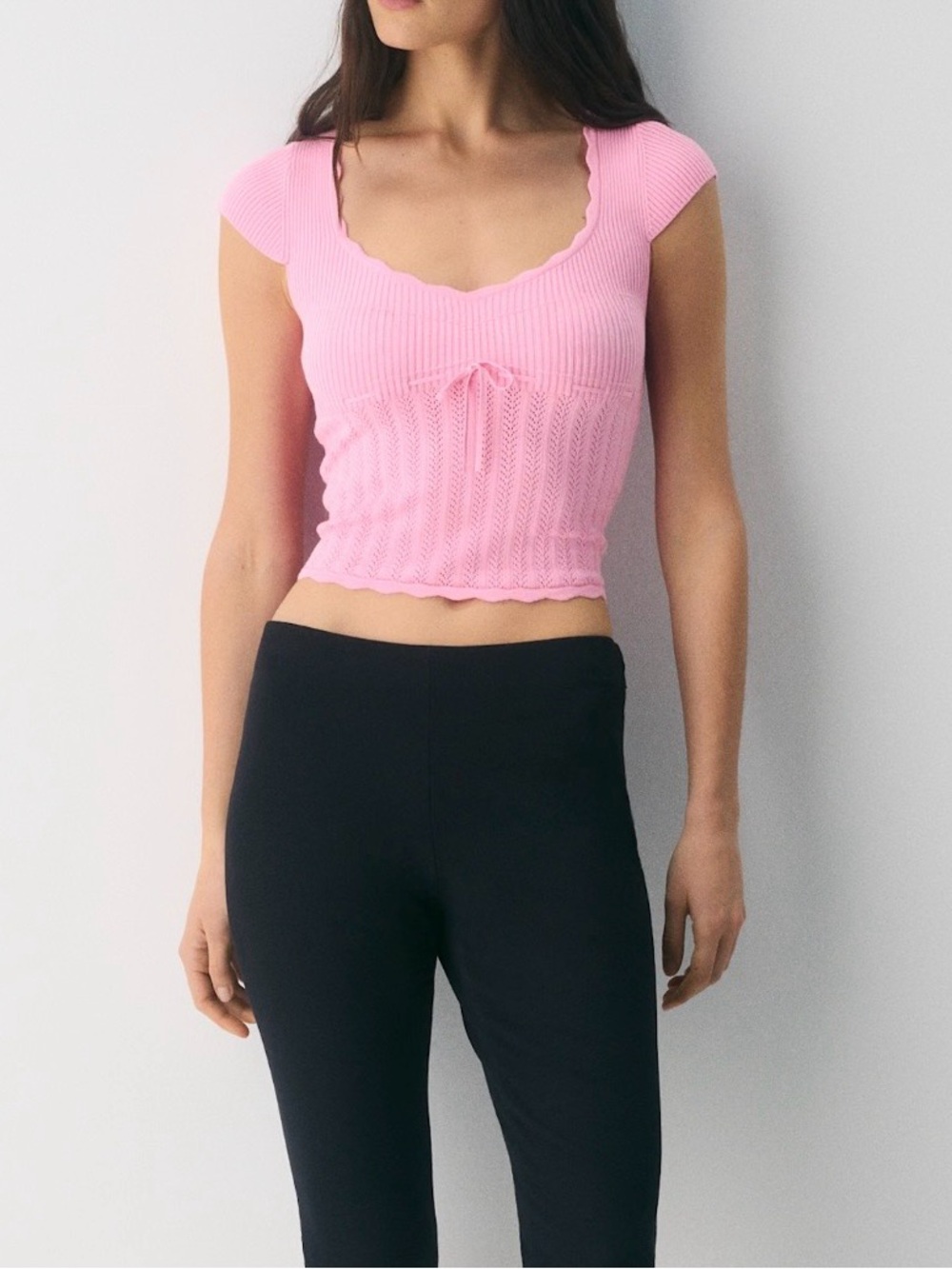 Aritzia Pink Scalloped Ribbed Crop Tee